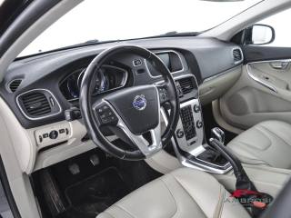 VOLVO V40 Cross Country usata 7