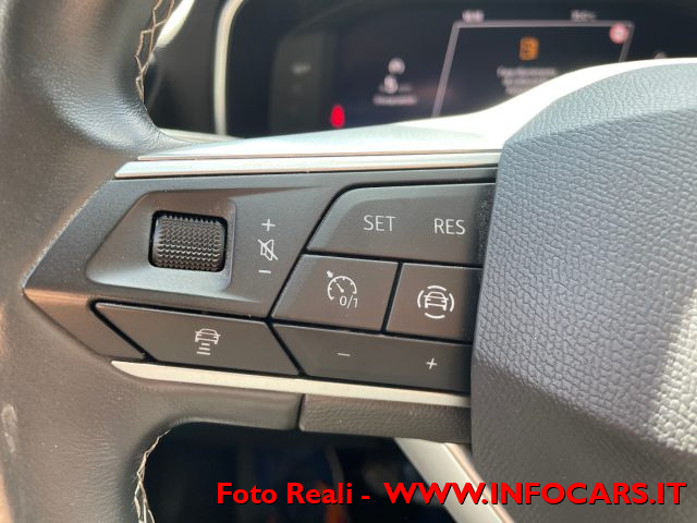 SEAT Leon usata, con Fari LED