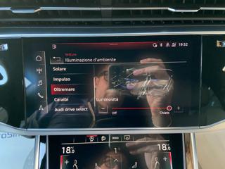 AUDI Q8 usata, con Park Distance Control