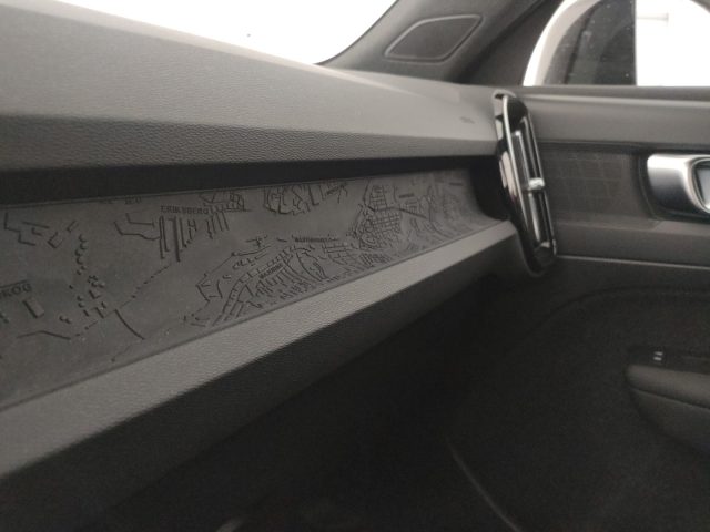 VOLVO XC40 usata, con Sedile posteriore sdoppiato