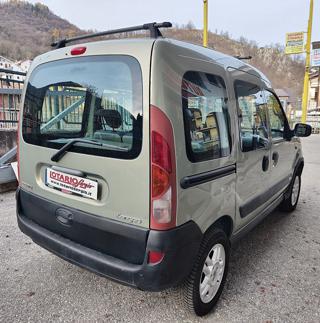 RENAULT Kangoo usata, con Autoradio