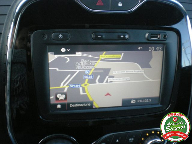 RENAULT Captur usata, con USB