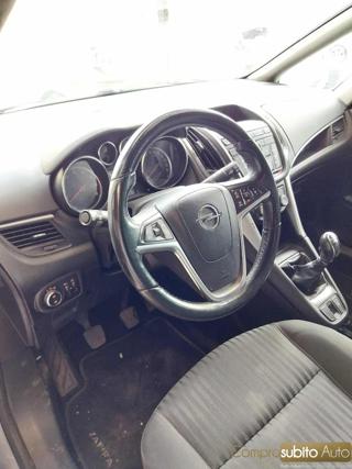 OPEL Zafira Tourer usata 24