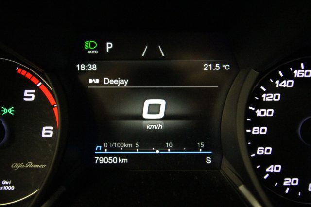 ALFA ROMEO Stelvio usata, con Cerchi in lega