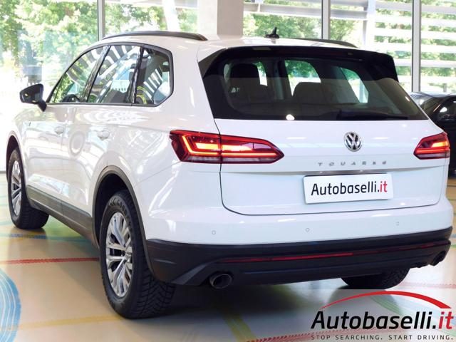 VOLKSWAGEN Touareg usata, con Servosterzo