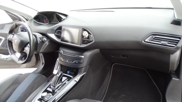 PEUGEOT 308 usata 83