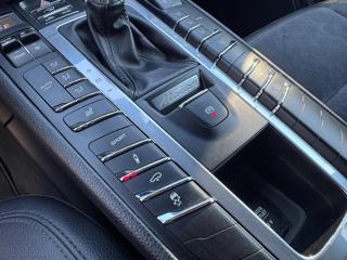 PORSCHE Macan usata, con Controllo automatico clima