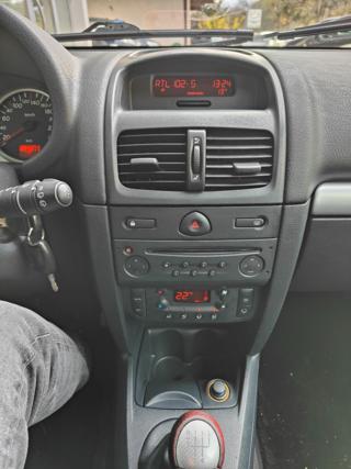 RENAULT Clio usata, con Interni in pelle