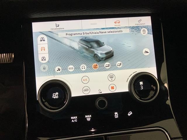 LAND ROVER Range Rover Velar usata 11