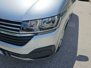 VOLKSWAGEN Caravelle usata, con Bracciolo