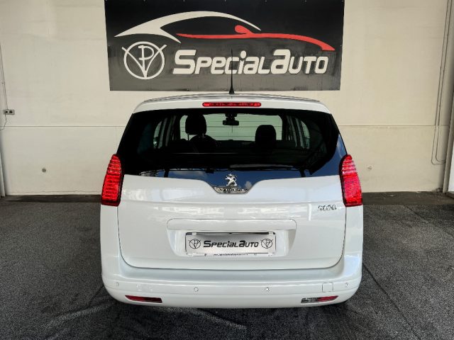 PEUGEOT 5008 usata, con Cerchi in lega