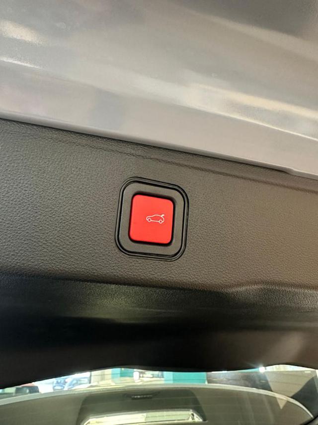 JEEP Avenger usata, con Sistema di navigazione