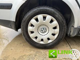 VOLKSWAGEN Passat usata, con Servosterzo