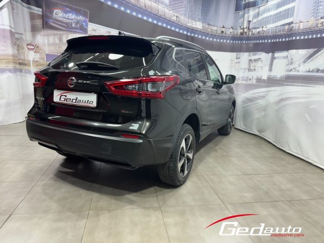 NISSAN Qashqai usata, con Autoradio