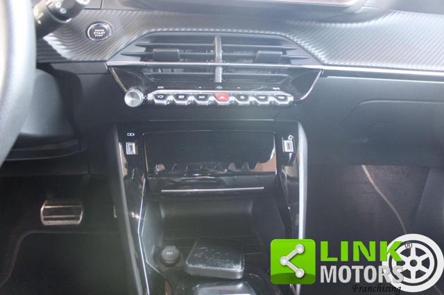 PEUGEOT 2008 usata, con Sedile posteriore sdoppiato