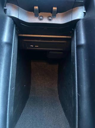 MERCEDES-BENZ B 180 usata, con Interni in pelle