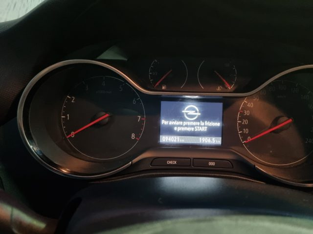 OPEL Crossland usata, con Fendinebbia