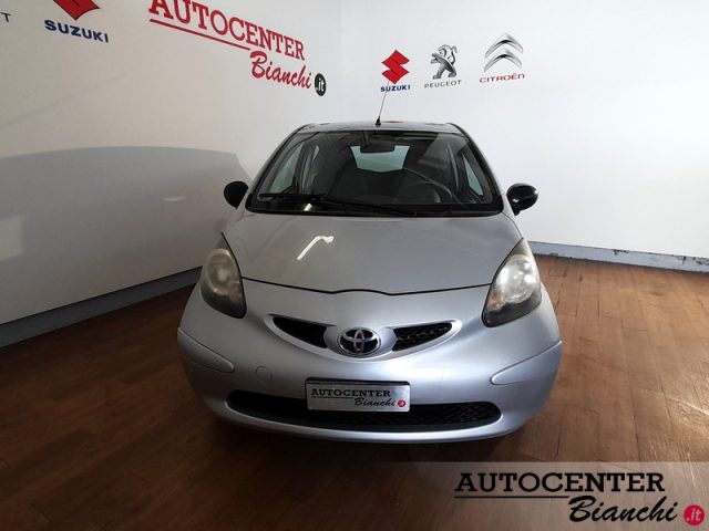 TOYOTA Aygo usata, con Airbag