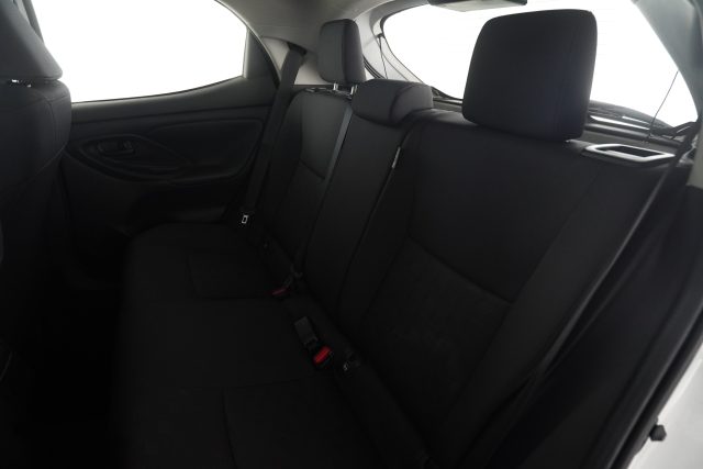 TOYOTA Yaris usata 3