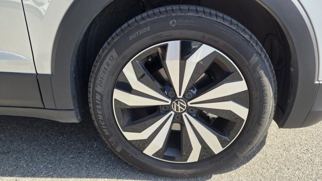 VOLKSWAGEN T-Cross usata, con Autoradio