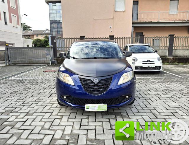 LANCIA Ypsilon usata, con Airbag
