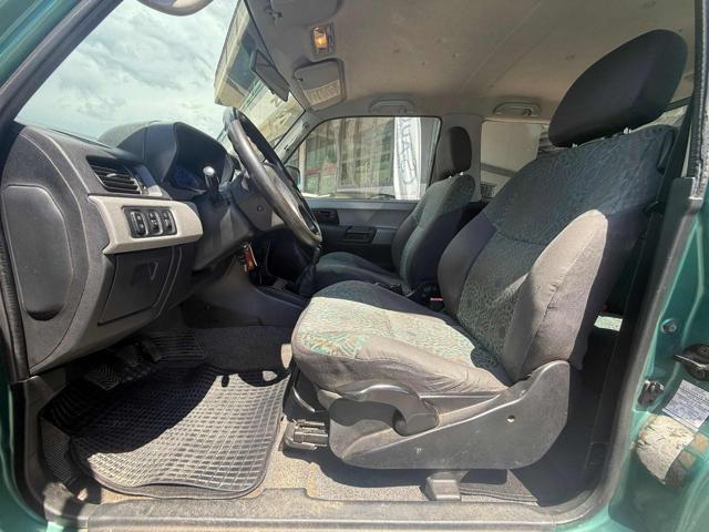MITSUBISHI Pajero Pinin usata, con Sedile posteriore sdoppiato