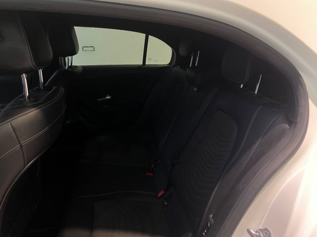 MERCEDES-BENZ A 180 usata, con Touch screen