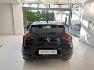 RENAULT Clio usata, con Autoradio