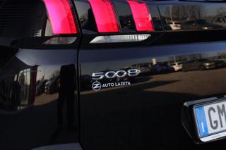 PEUGEOT 5008 usata, con Leve al volante