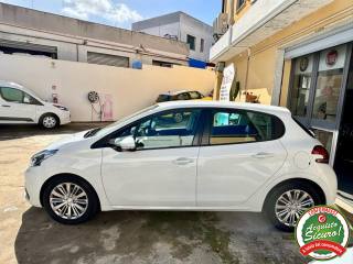 PEUGEOT 208 usata, con Airbag