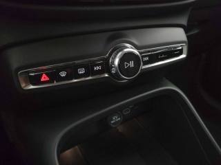 VOLVO XC40 usata, con Portellone posteriore elettrico