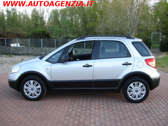 FIAT Sedici usata 11