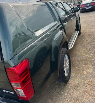 ISUZU D-Max usata, con Chiusura centralizzata