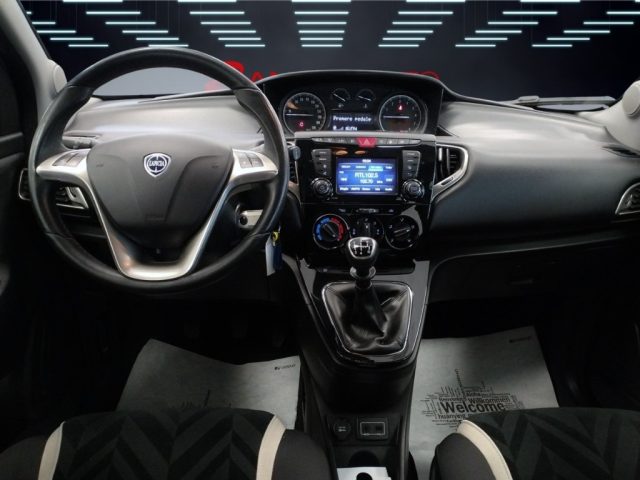 LANCIA Ypsilon usata 10