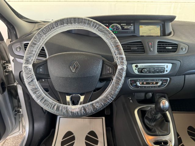 RENAULT Scenic usata 22