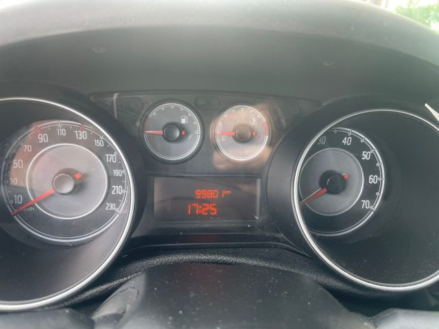 FIAT Punto usata 12