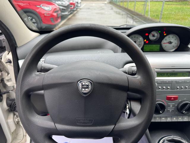 LANCIA Ypsilon usata, con Controllo trazione
