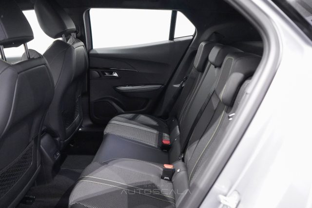 PEUGEOT 2008 usata, con Carica per smartphone a induzione