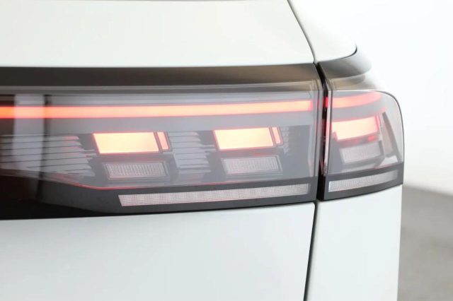 VOLKSWAGEN Tiguan usata, con Fendinebbia