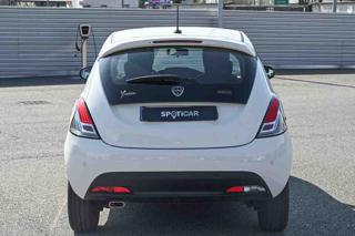 LANCIA Ypsilon usata, con Autoradio