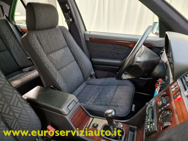 MERCEDES-BENZ C 180 usata 32