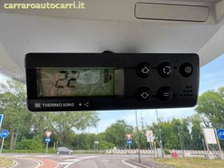 VOLKSWAGEN Crafter usata, con Isofix