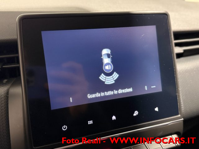 RENAULT Clio usata, con Sistema di navigazione