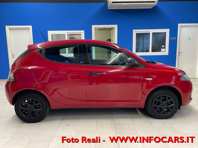 LANCIA Ypsilon usata, con Controllo trazione