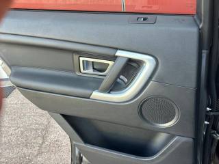 LAND ROVER Discovery Sport usata, con Vetri oscurati