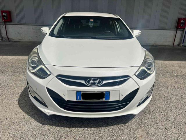 HYUNDAI i40 usata, con Airbag