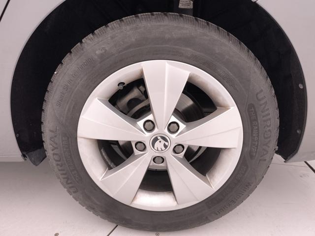 SKODA Octavia usata, con Fari LED