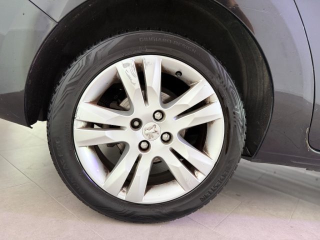 PEUGEOT 5008 usata 7