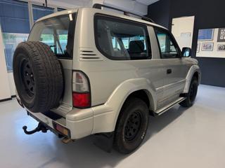 TOYOTA Land Cruiser usata, con Autoradio