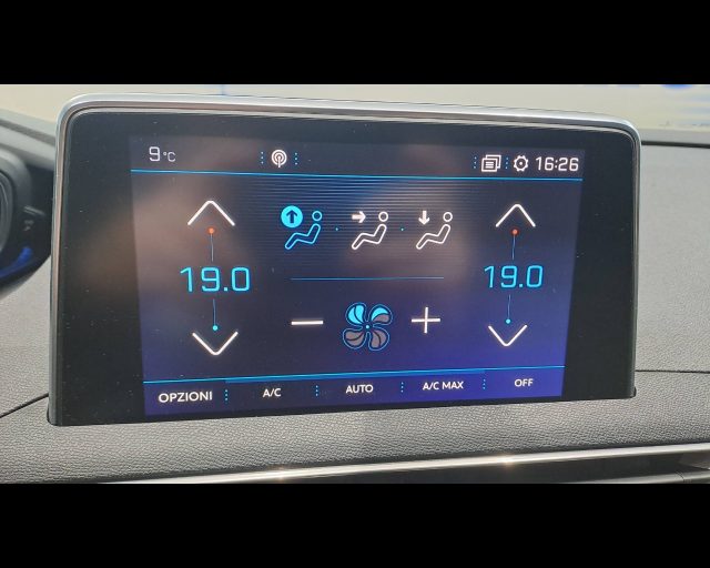 PEUGEOT 3008 usata, con Chiusura centralizzata telecomandata